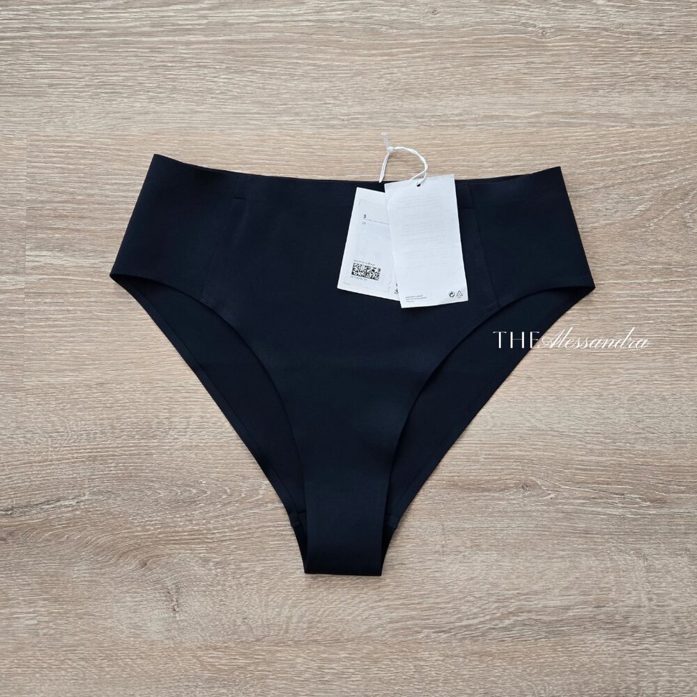 COS High-Waisted Bikini Briefs NWT Womens (Navy) Ink Blue Size 8 New With Tags - Picture 11 of 16